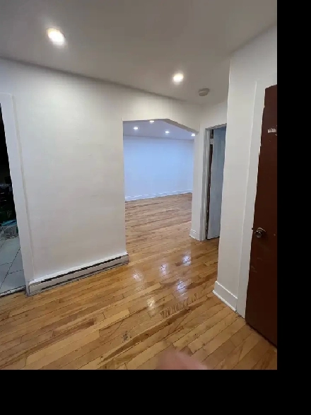 4 1/2 for rent Image# 6