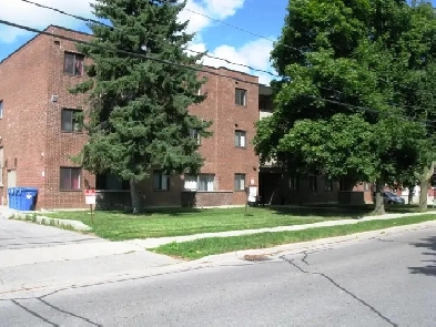 EXCLUSIVE! RARE 1 BEDROOM APARTMENT FOR RENT IN DOWNTOWN WHITBY. Image# 5