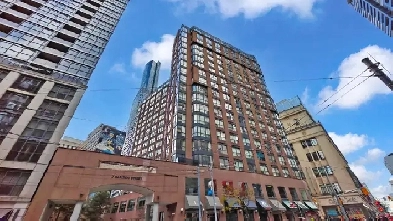 Beautiful 1 bedroom   den condo for rent at Yonge & College Image# 10