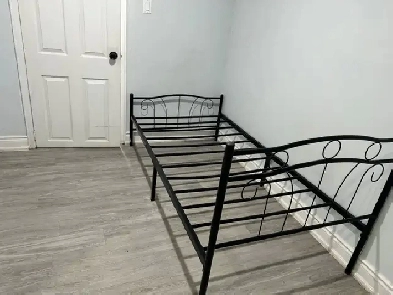 Room Rental in Scarborough - Kingston & Sheppard near Hwy 401 Image# 4