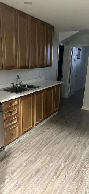 2 BEDROOM BASEMENT Image# 3