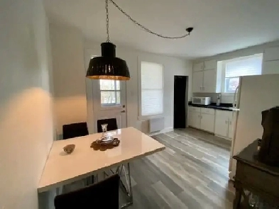 Beau logement 4 12 prs de lUniversit