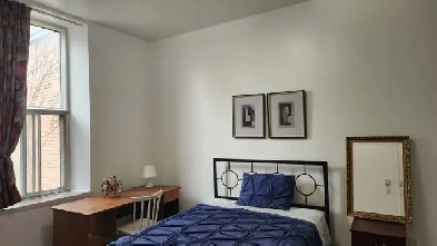 Chambre meublee Bain prive Berri Uqam Room with private bath Image# 4