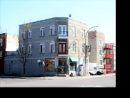 BEST Offer. GREAT Area. Clean, Safe! FREE Utilities. Comfy Room! Image# 9