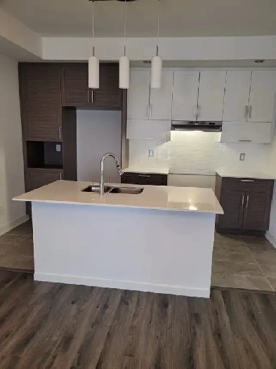 Joli condo 1 chambre   bureau - Beautiful 1 bedroom   den condo Image# 5