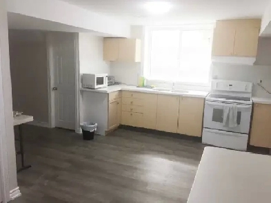 Room in Hamilton Upper mountain for rent Image# 2