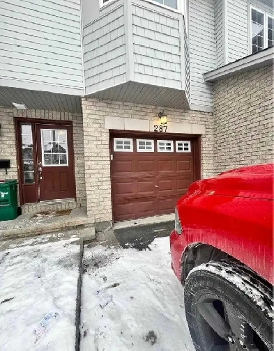 Spacious Firnished Master Bedroom with Private Bathroom- Orleans Image# 4