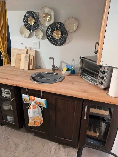 Private room for rent Image# 4