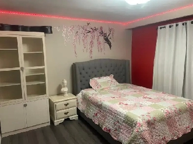 Master bedroom for 2 girls on the main Floor in Malton Image# 2