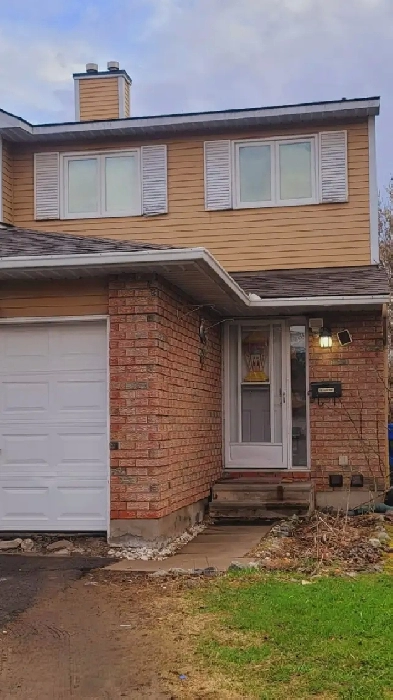 Fully furnished basement with full bathroom and kitchen Image# 2