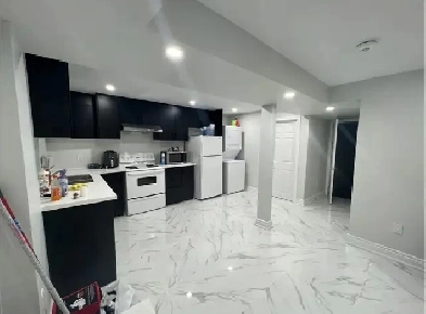 PRIVATE ROOM FOR RENT IN LEGAL BASEMENT (Mclaughlin and Oaklea) Image# 5