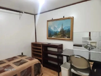 Room for Rent@ Warden and Sheppard Ave Image# 1