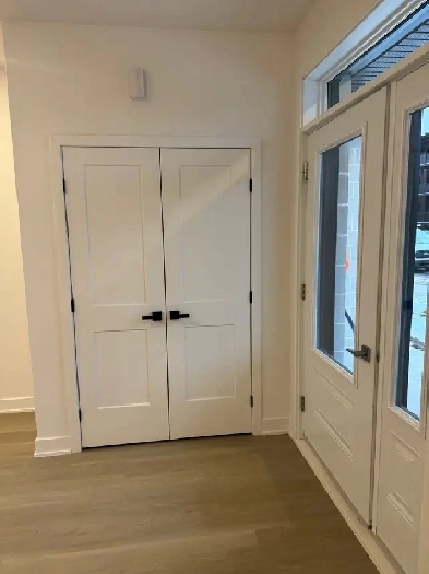 41/2 neuf, dans un 4plex disponible 1er janvier 2026 Image# 1