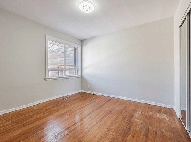 ROOM FOR RENT, SINGLE OCCUPENCY IN DETATCH HOUSE-PLEASE READ AD! Image# 1