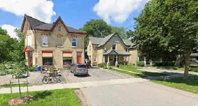 Two bedroom apartment near downtown on Pall Mall Image# 1