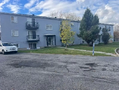 5 1/2 Unit For Rent Image# 2