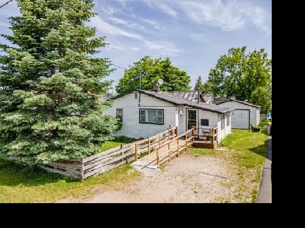 Handyman Detached House in Orillia! Image# 1