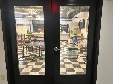 AMAZING 4000 sqft Lease Opportunity Image# 2