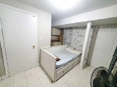 Room for rent Private room Boys only Image# 4