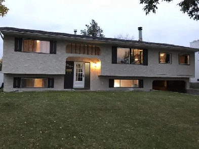 4 Bedroom House for Rent to Nurses in Ponoka Image# 1