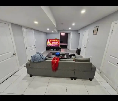 Room available for girl in Brampton Image# 4