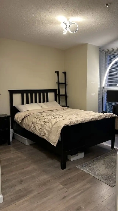 Private room w/ensuite bathroom Image# 6