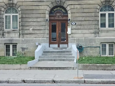 Rooms $480 and $570 Image# 1