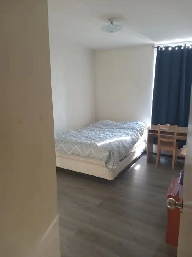 Walk to Subway Image# 1