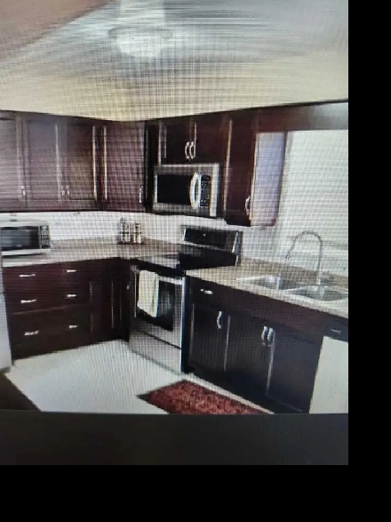 Furnished Room with PRIVATE WASHROOM Image# 1