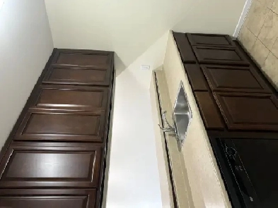 Renovated 2 Bedroom at Harbourshore | Available March 1 Image# 4