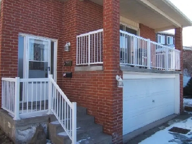 Square One Must See! Image# 1