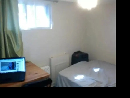 Non smoking boy student room beside metro angrignon now Image# 2