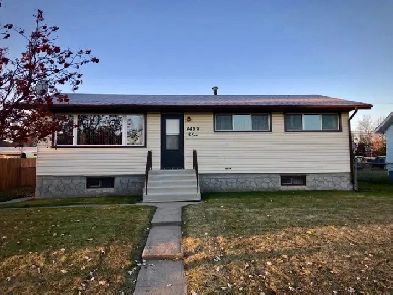 Fully Furnished 3 Bed House For Rent in Drayton Valley Image# 4