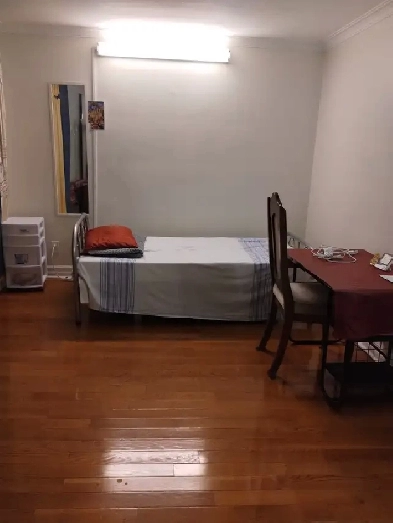 Spacious and Clean One-Bedroom for Rent – Birchmount & Danforth Image# 1