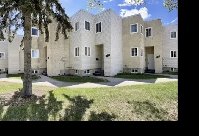 Furnished 3 Bedroom Townhouse - 780-729-9007 Image# 9