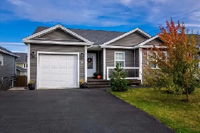 16 Bridgeport Street - Main Floor with Fenced Yard and Garage Image# 6