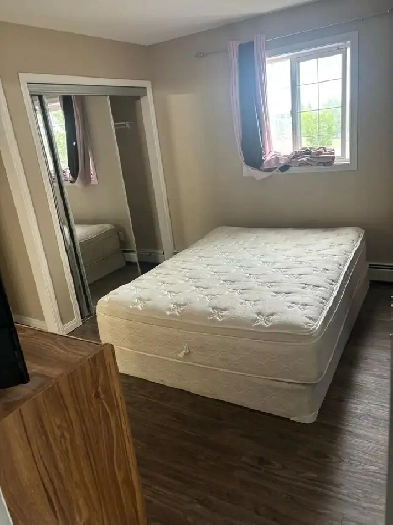 Party Furnished 2 bdrms/2 bathroom Available Jan 1st Eagle Ridg2 Image# 4