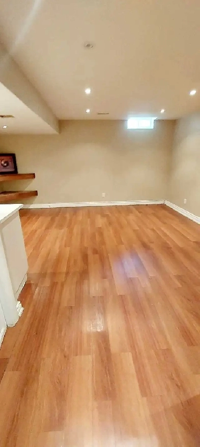 Basement studio room  for rent in Mississauga  Churchill Image# 5