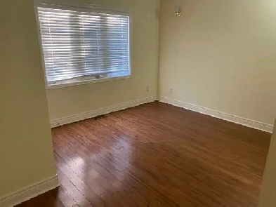 Room For Rent - $800 - Albion/Islington - FEMALE ONLY Image# 1