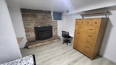 600$ Private Room Males only Image# 3