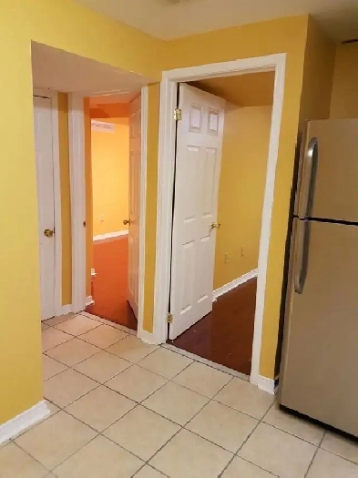2 bedroom basement for rent Image# 2