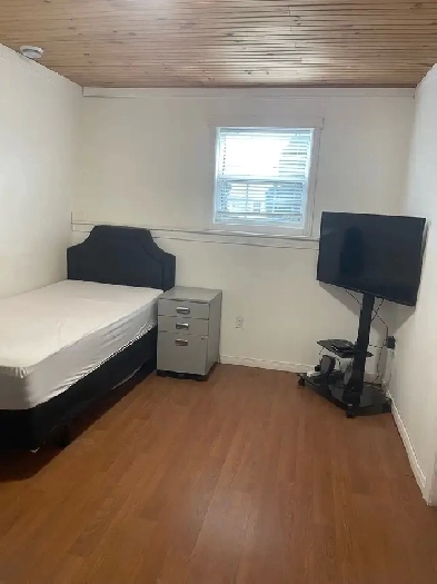 One furnished all-inclusive room for rent Image# 2