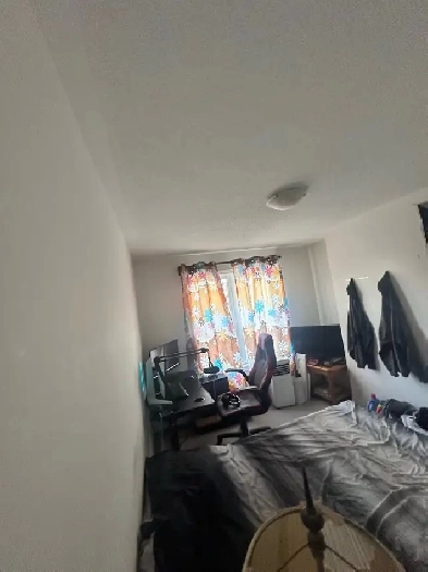 Room for Rent (Barrie - Essa & Ardagh) Image# 4