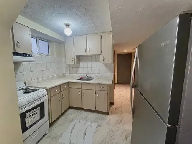 2 Beds 1 Bath Basement for Rent Image# 8