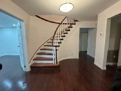 $2200/month main floor (5 bedrooms) for RENT Image# 13