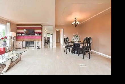 furnished room Image# 9