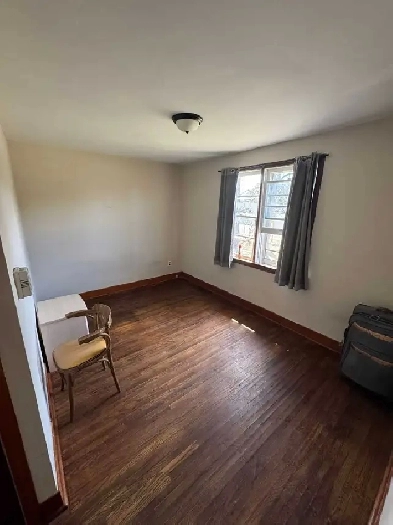 Private Room for 1 girl or 2 girls Image# 4