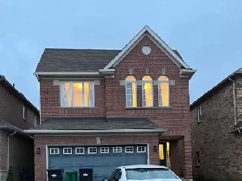 SHARED ROOM AVAILABLE IN MISSISSAUGA. HEART OF CITY Image# 1