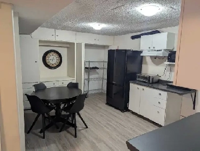 Three bedroom, two bathroom suite Image# 2