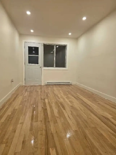 5 1/2 metro fabre disponible 1er janvier Image# 6